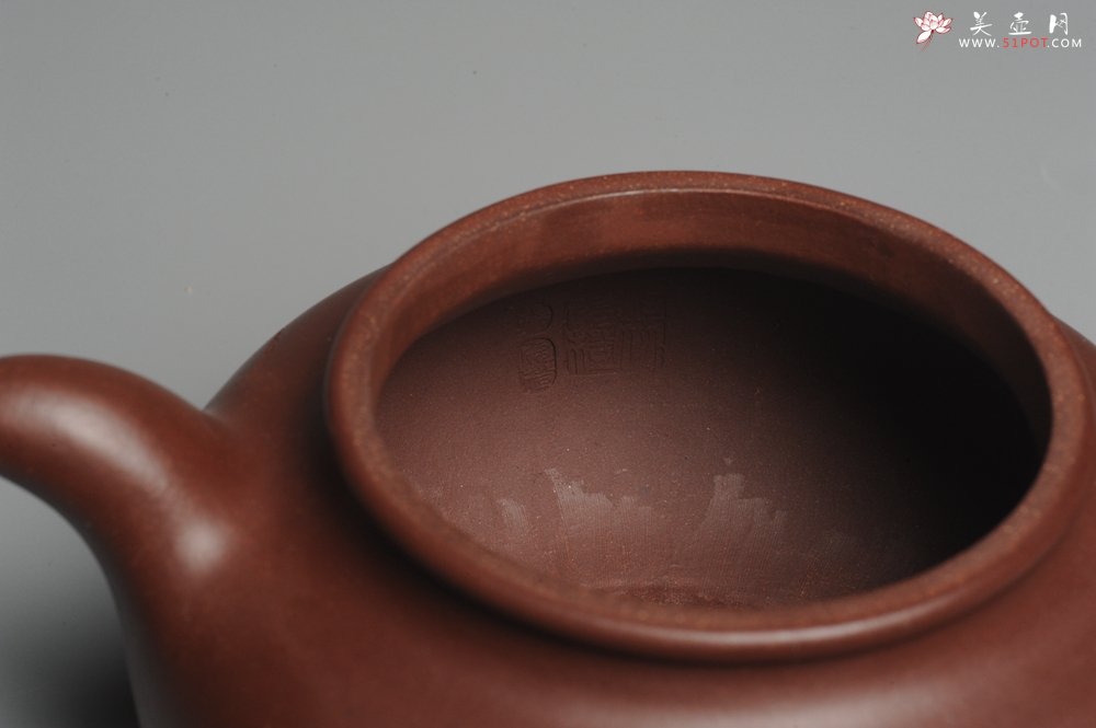 紫砂壶图片：【预定】难度超大 实力派杨老师全手工大亨仿古 大品650cc气势非凡 古韵悠悠  深得老味 - 宜兴紫砂壶网