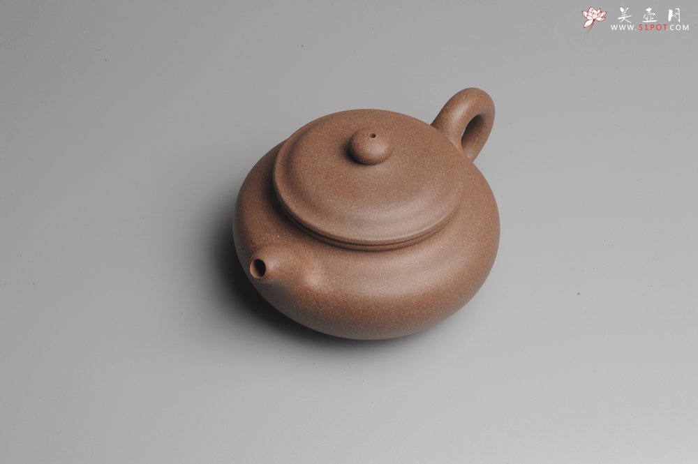 紫砂壶图片：美壶特惠 精致做工老段泥大亨仿古 茶人醉爱 - 宜兴紫砂壶网