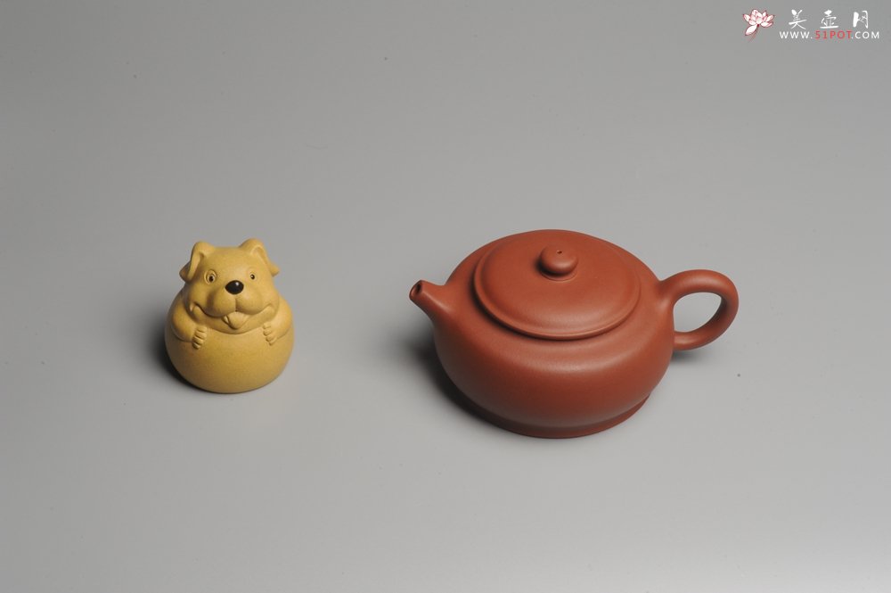 紫砂壶图片：美壶特惠 优质老清水泥精致涌泉 养后温润可人 - 宜兴紫砂壶网