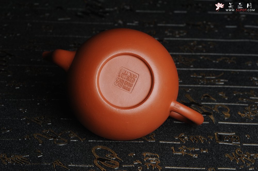 紫砂壶图片：端庄秀雅 精致全手工思亭壶  - 宜兴紫砂壶网