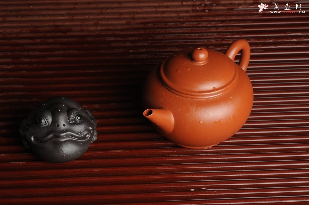 紫砂壶图片：小煤窑朱泥 全手工水平壶 端庄秀雅 - 宜兴紫砂壶网