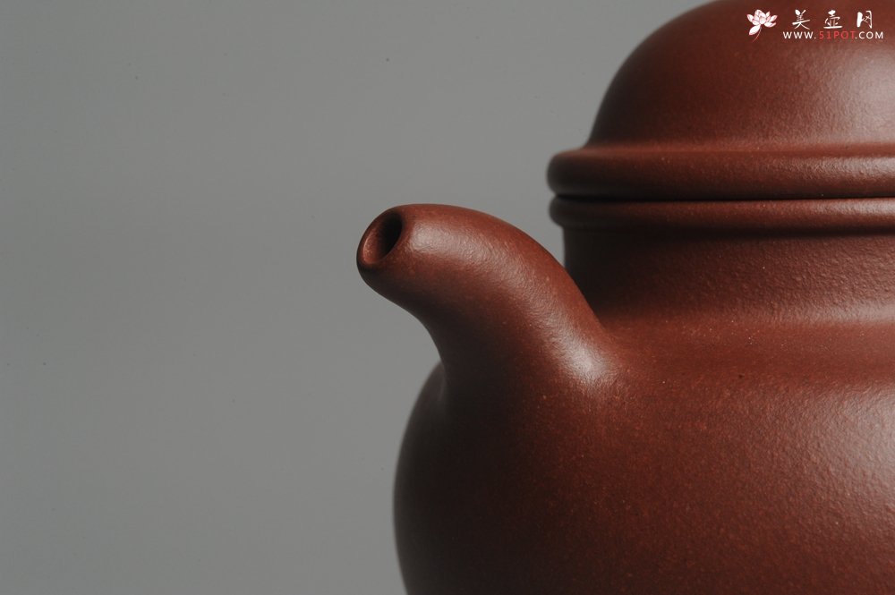 紫砂壶图片：油润底曹青 全手工寿珍掇球 深得老味 做工灰常好 请君细品 作品说话  - 宜兴紫砂壶网