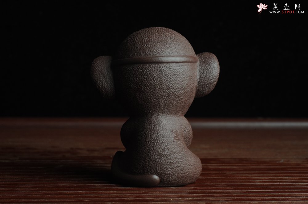 紫砂壶图片：美宠特惠 悟空 神态细腻 做工精致茶宠 - 宜兴紫砂壶网