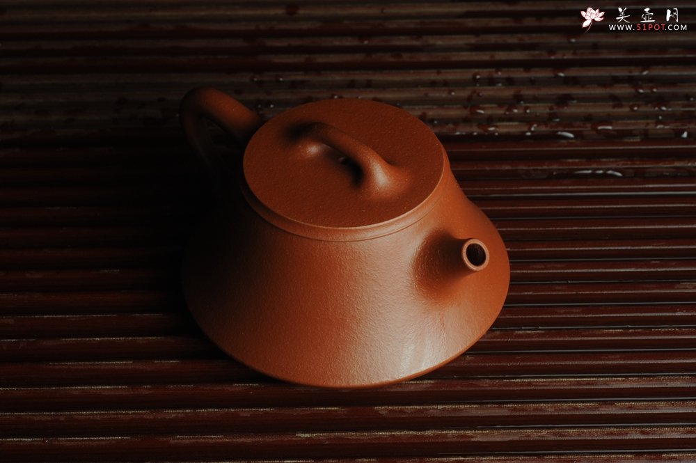 紫砂壶图片：美壶特惠 优质朱泥调砂础瓢壶 做工精致 端庄秀雅 - 宜兴紫砂壶网