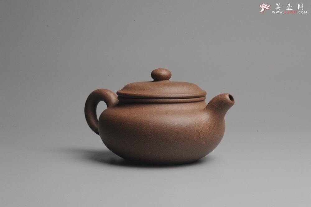 紫砂壶图片：美壶特惠 精致做工老段泥大亨仿古 茶人醉爱 - 宜兴紫砂壶网