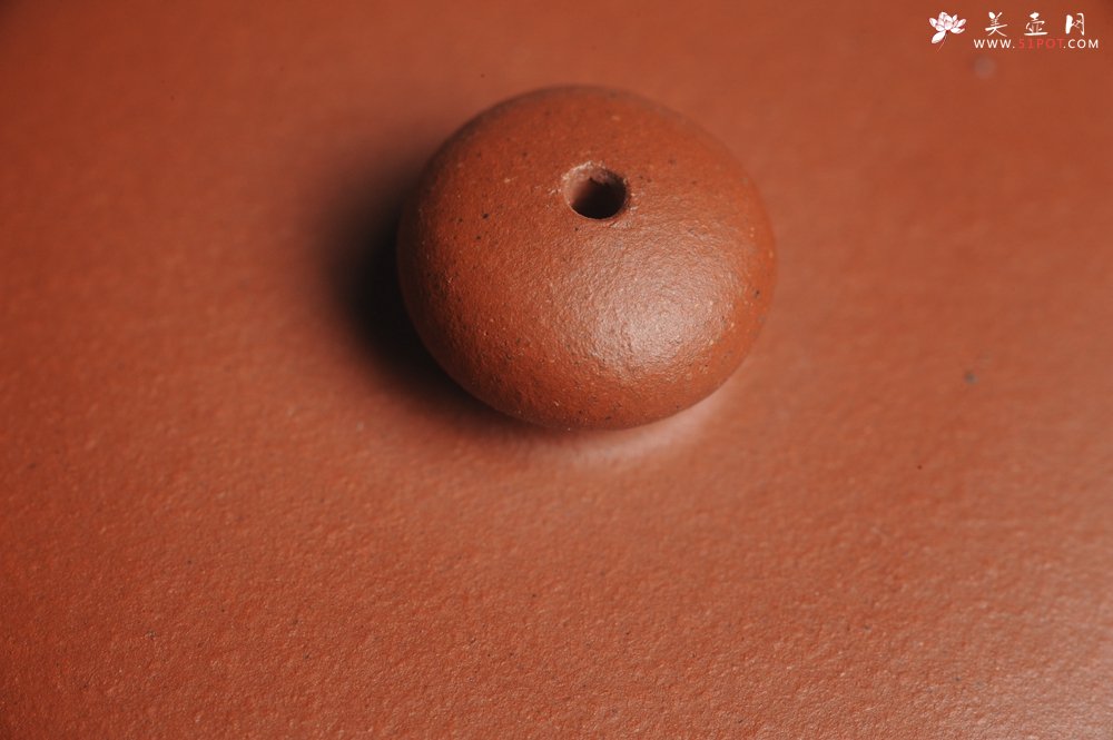 紫砂壶图片：美壶特惠 老清水泥明式小品 端庄秀雅 茶人醉爱 - 宜兴紫砂壶网