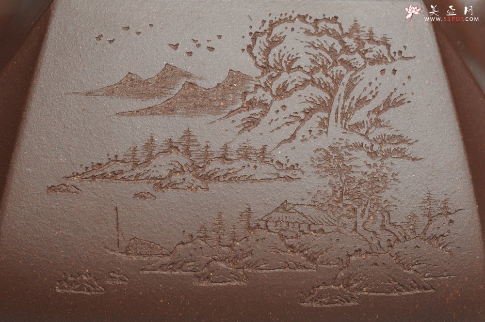 紫砂壶图片：美壶特惠 用心之作 进步之作 细节到位 做工精良 方健老师精心装饰山水抽角石瓢 只为看得见的朋友精工 - 宜兴紫砂壶网