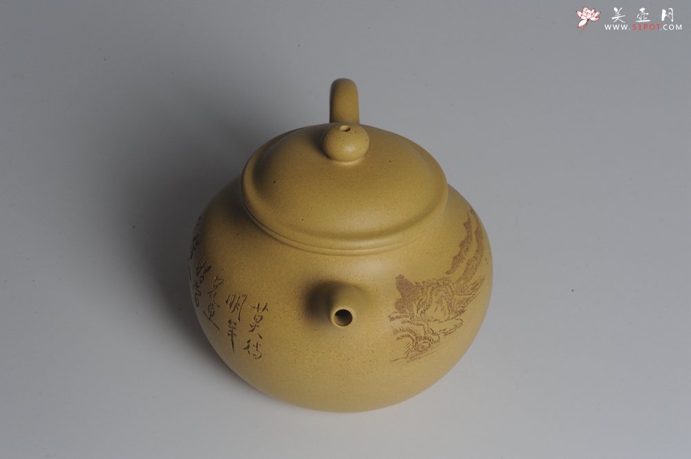 紫砂壶图片：美壶特惠 灰常好的本山段精工山水莲子壶 端庄秀雅 莫待明年花更好 当惜今朝春正浓 - 宜兴紫砂壶网
