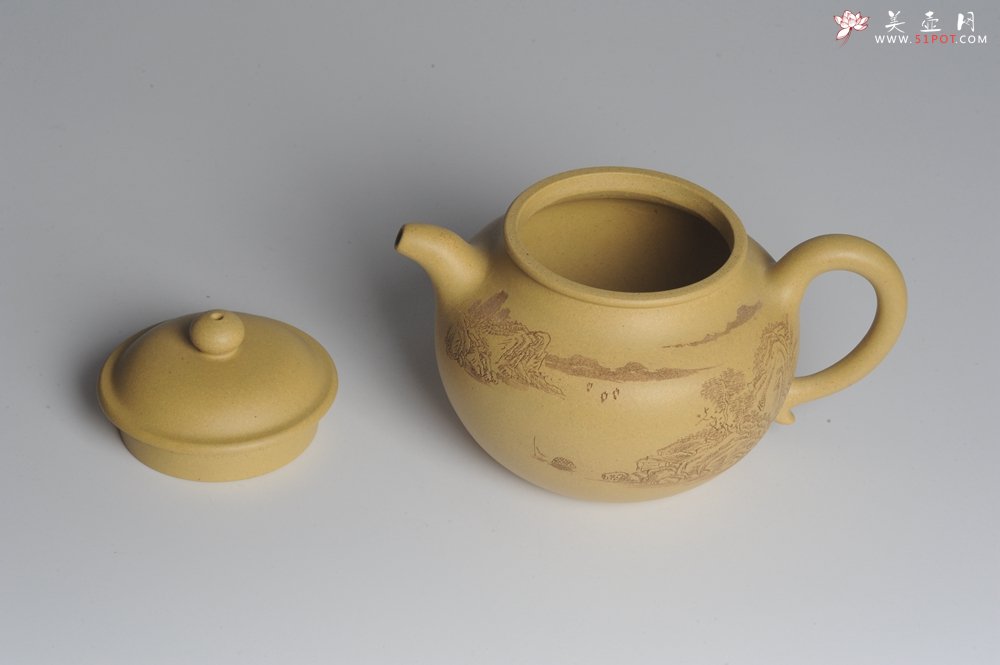 紫砂壶图片：美壶特惠 灰常好的本山段精工山水莲子壶 端庄秀雅 白云回望合 青霭入看无 - 宜兴紫砂壶网