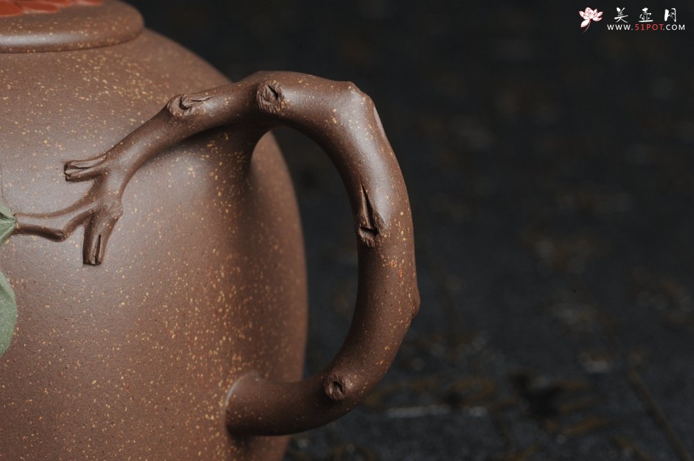 紫砂壶图片：美壶特惠 精工国色天香壶 贴叶精湛 - 宜兴紫砂壶网