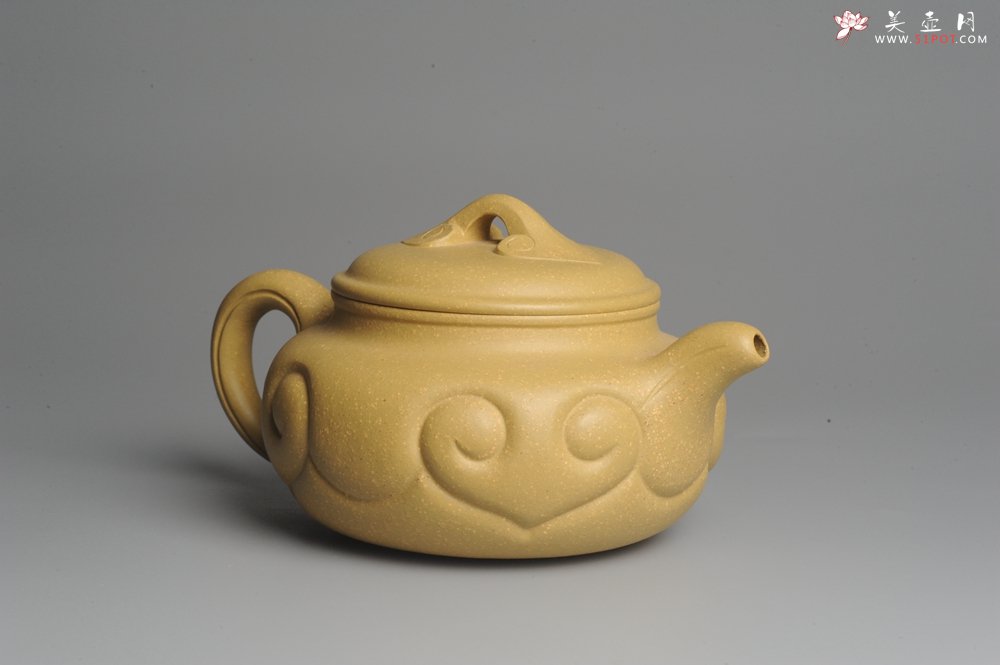 紫砂壶图片：美壶特惠 优质本山段 精工仿古如意  - 宜兴紫砂壶网