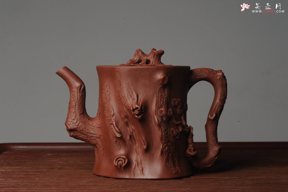 紫砂壶图片：实力派全手工松桩 气质非凡 肌理自然生动 适合收藏 - 宜兴紫砂壶网