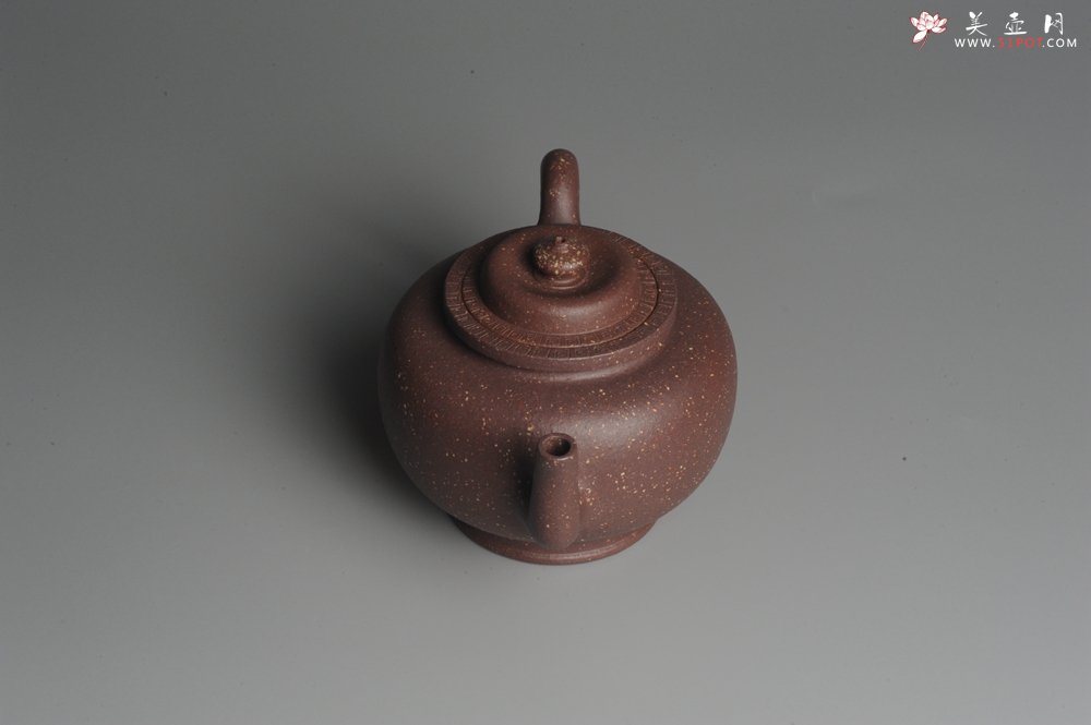 紫砂壶图片：美壶特惠 油润五彩紫泥高莲灯 做工精致 嵌盖难度大 茶人醉爱 - 宜兴紫砂壶网