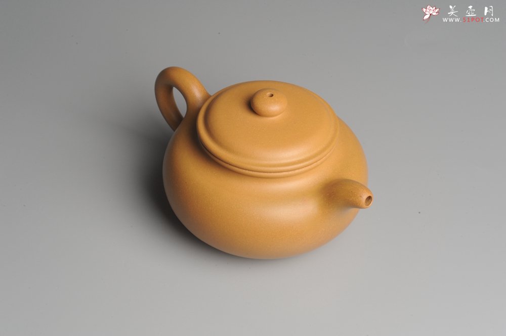 紫砂壶图片：灰常油润黄金段泥 全手工大亨仿古 古韵悠悠  - 宜兴紫砂壶网
