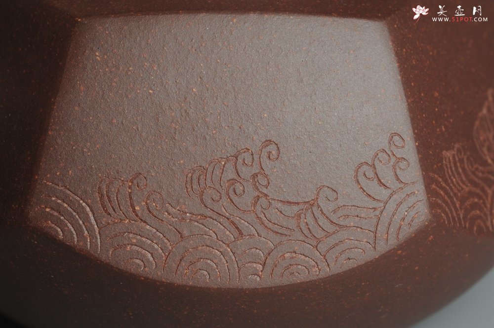 紫砂壶图片：美壶特惠 做工精致鱼跃龙门壶 泥料漂亮 寓意吉祥 - 宜兴紫砂壶网