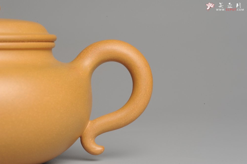 紫砂壶图片：灰常油润黄金段泥 全手工大亨仿古 古韵悠悠  - 宜兴紫砂壶网