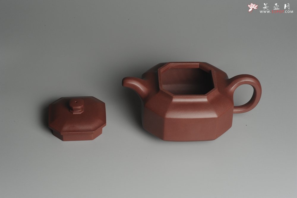 紫砂壶图片：实力派张海艳全手工精工八方侧角壶 工艺精湛 - 宜兴紫砂壶网