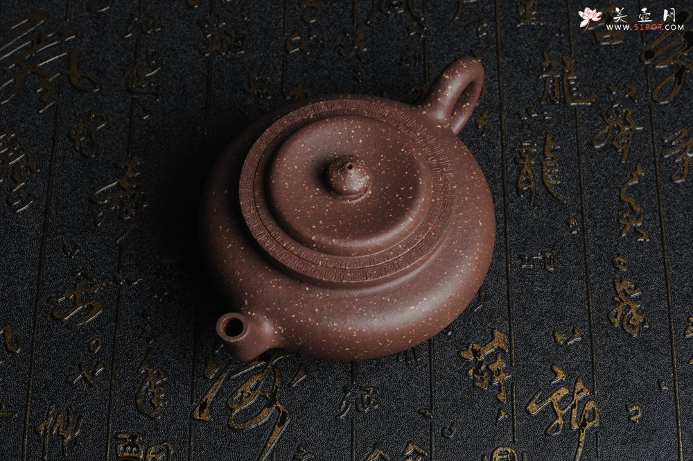 紫砂壶图片：美壶特惠 油润五彩紫泥精致矮莲灯  - 宜兴紫砂壶网