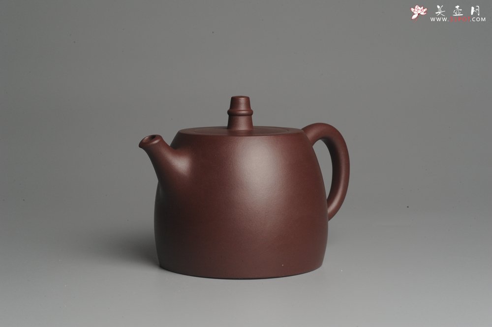 紫砂壶图片：美壶特惠 精工汉铎壶 明针优秀 嵌盖难度大 - 宜兴紫砂壶网