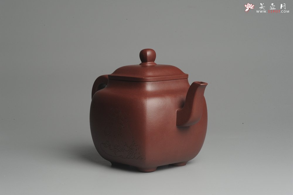 紫砂壶图片：实力派张海艳全手工重器鸣远四方 方健老师双刀装饰 浑厚大气 - 宜兴紫砂壶网