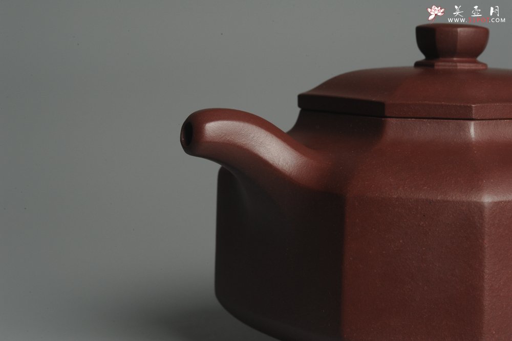 紫砂壶图片：实力派张海艳全手工精工八方侧角壶 工艺精湛 - 宜兴紫砂壶网