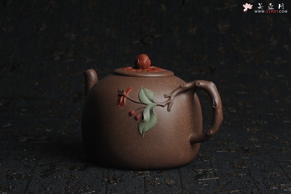 紫砂壶图片：美壶特惠 精工国色天香壶 贴叶精湛 - 宜兴紫砂壶网
