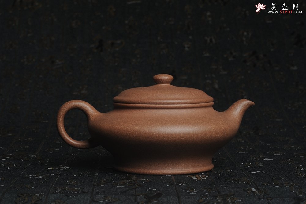 紫砂壶图片：美壶特惠 老段泥虚扁 做工精致 茶人醉爱 - 宜兴紫砂壶网