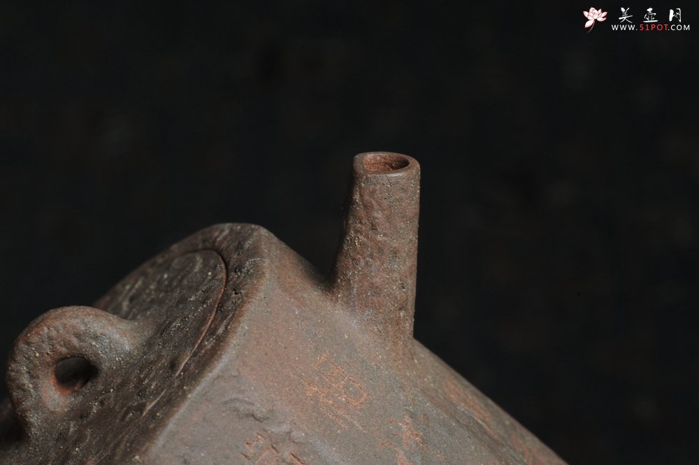 紫砂壶图片：美壶特惠 学苑派 仿龙文风格 青铜器质感 薄胎高秦权 - 宜兴紫砂壶网