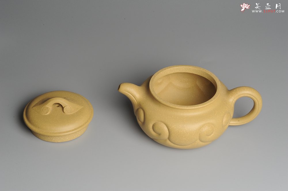 紫砂壶图片：美壶特惠 优质本山段 精工仿古如意  - 宜兴紫砂壶网