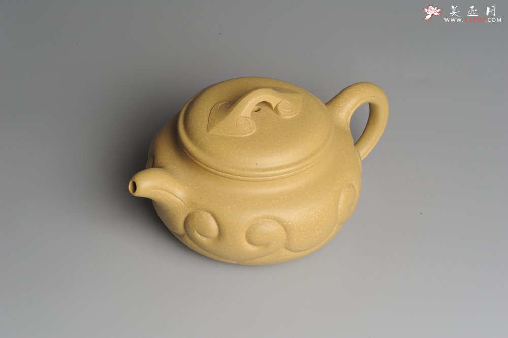 紫砂壶图片：美壶特惠 优质本山段 精工仿古如意  - 宜兴紫砂壶网