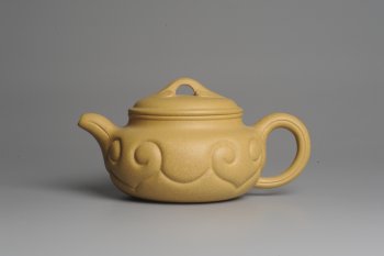 紫砂壶图片：美壶特惠 优质本山段 精工仿古如意  - 宜兴紫砂壶网