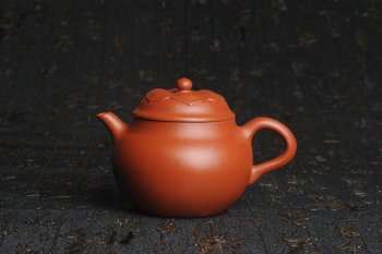 紫砂壶图片：美壶特惠 非铁红色素泥 优质朱泥般若秋水壶 - 宜兴紫砂壶网