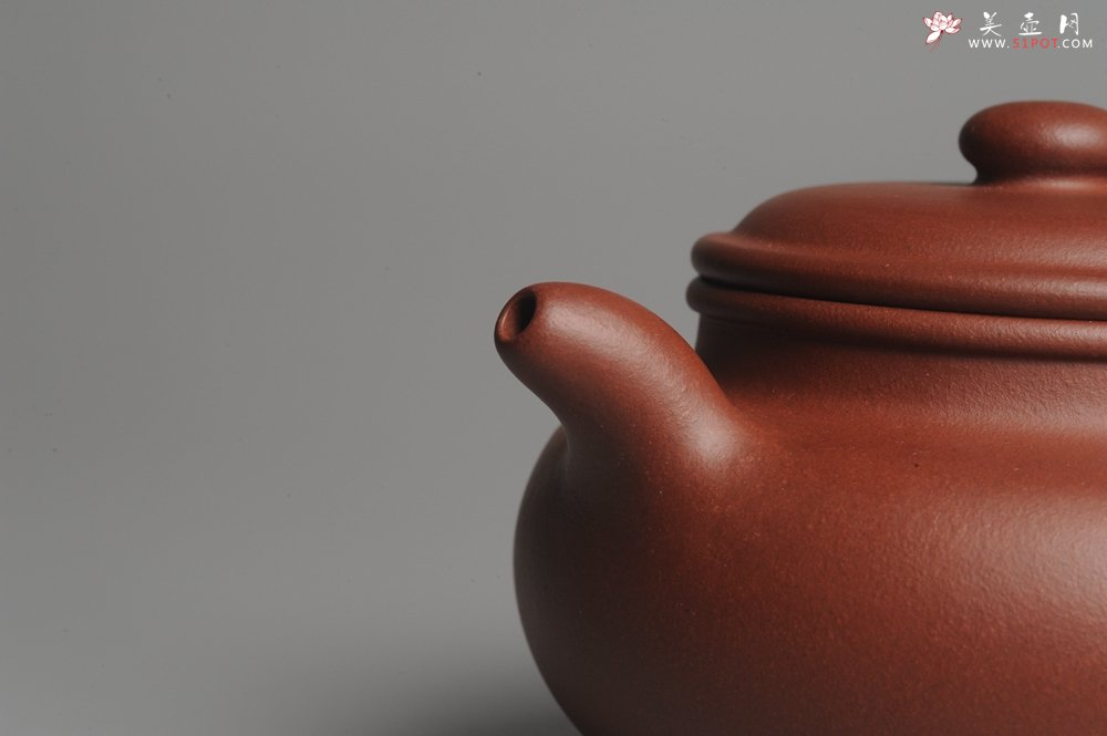 紫砂壶图片：油润底曹青 一捺底精品全手工大亨仿古 深得老味 请君细品 - 宜兴紫砂壶网