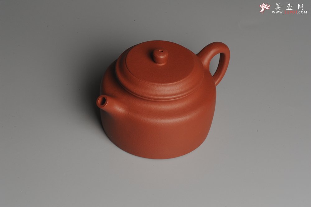 紫砂壶图片：美壶特惠 梨皮红泥德中 做工精致 茶人醉爱 - 宜兴紫砂壶网