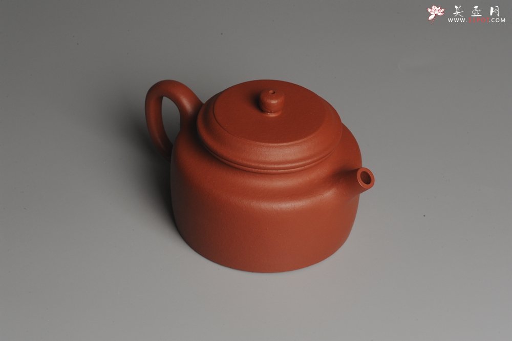 紫砂壶图片：美壶特惠 梨皮红泥德中 做工精致 茶人醉爱 - 宜兴紫砂壶网