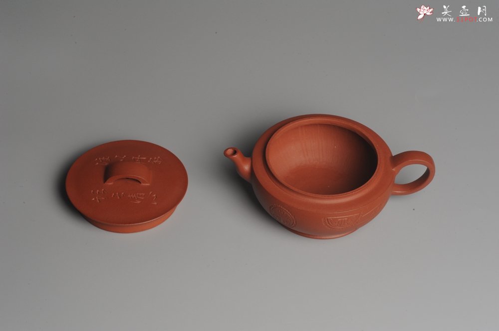 紫砂壶图片：美壶特惠 老清水泥 精致大蕴汉瓦 助工俞霞文气装饰瓦当 大口实用 茶人醉爱 - 宜兴紫砂壶网