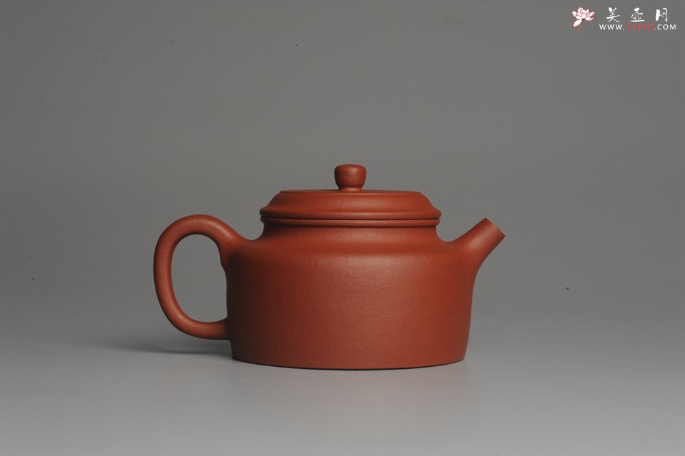 紫砂壶图片：美壶特惠 梨皮红泥德中 做工精致 茶人醉爱 - 宜兴紫砂壶网