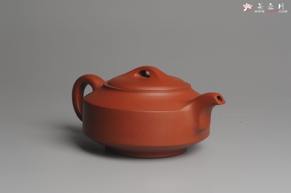 紫砂壶图片：美壶特惠 老清水泥精致汉君壶 茶人醉爱  - 宜兴紫砂壶网