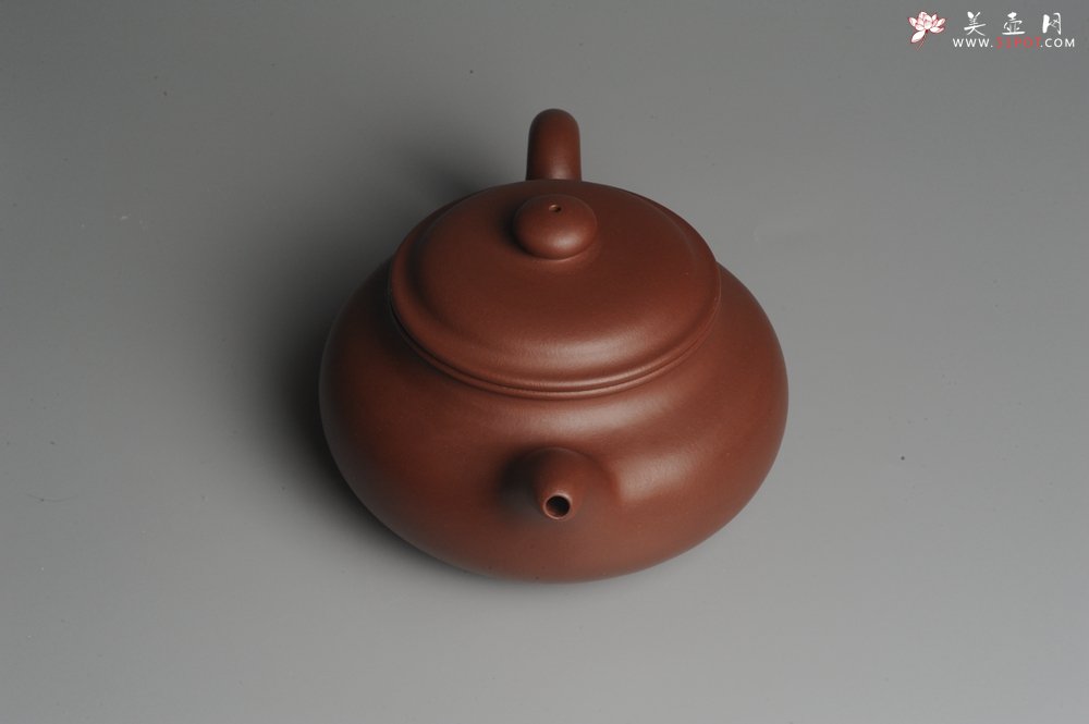 紫砂壶图片：实力派杨老师 难度灰常大 全手工大品大亨仿古 本色清水泥 稳重大气  适合收藏 - 宜兴紫砂壶网