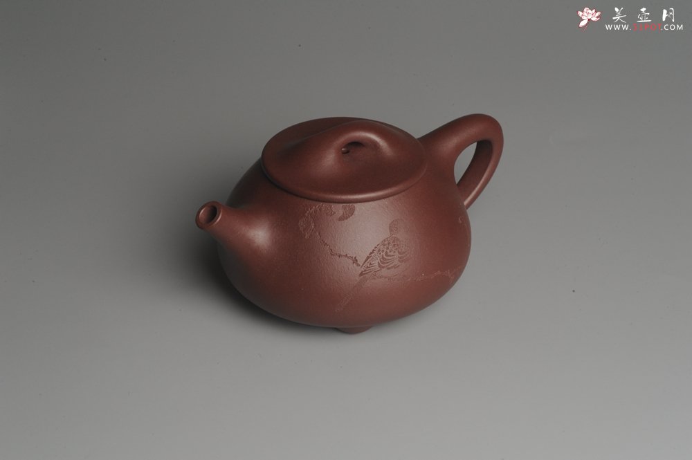 紫砂壶图片：美壶特惠 经典平盖小石瓢 满瓢（景舟石瓢）子木刻绘枯枝鸟 - 宜兴紫砂壶网