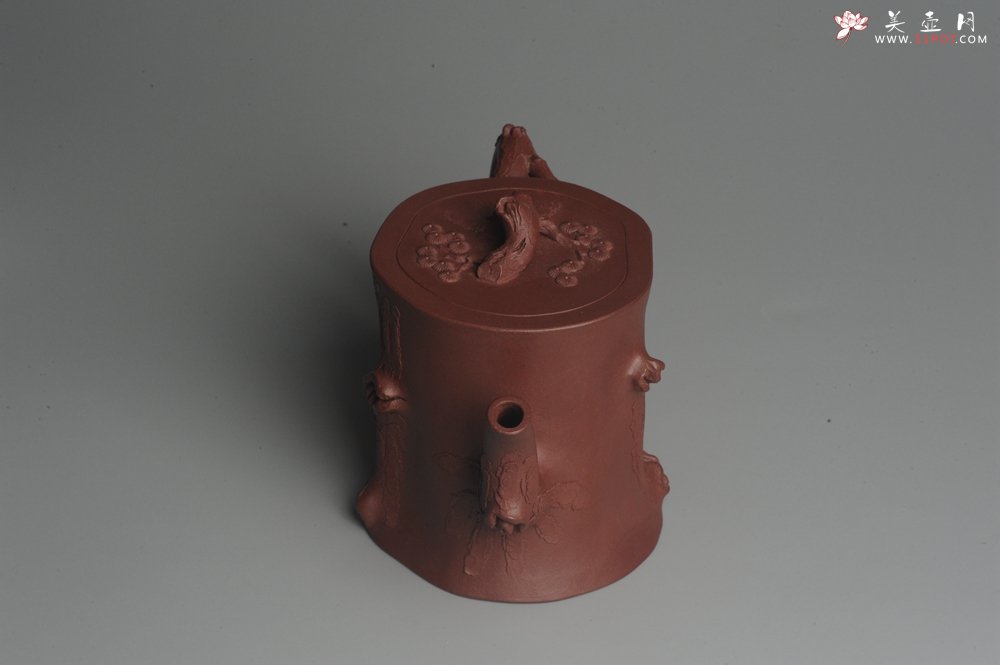 紫砂壶图片：实力派全手工木棉松桩 气质非凡 肌理自然生动 难度大 - 宜兴紫砂壶网