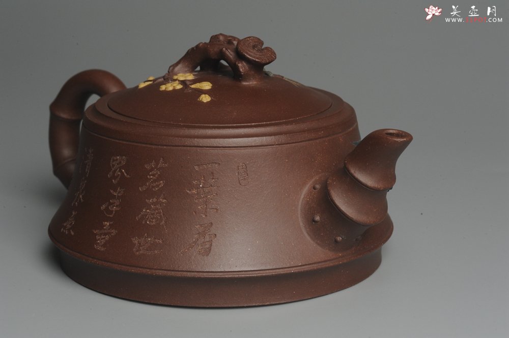 紫砂壶图片：美壶特惠 精工岁寒三友松竹梅 嵌盖难度大 文气雅致 - 宜兴紫砂壶网