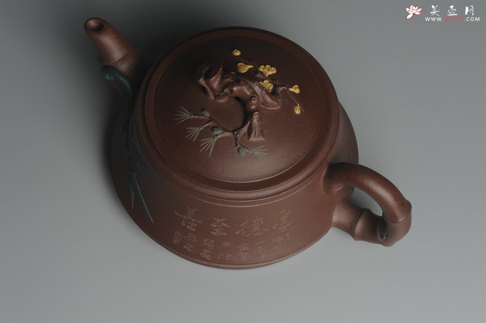 紫砂壶图片：美壶特惠 精工岁寒三友松竹梅 嵌盖难度大 文气雅致 - 宜兴紫砂壶网