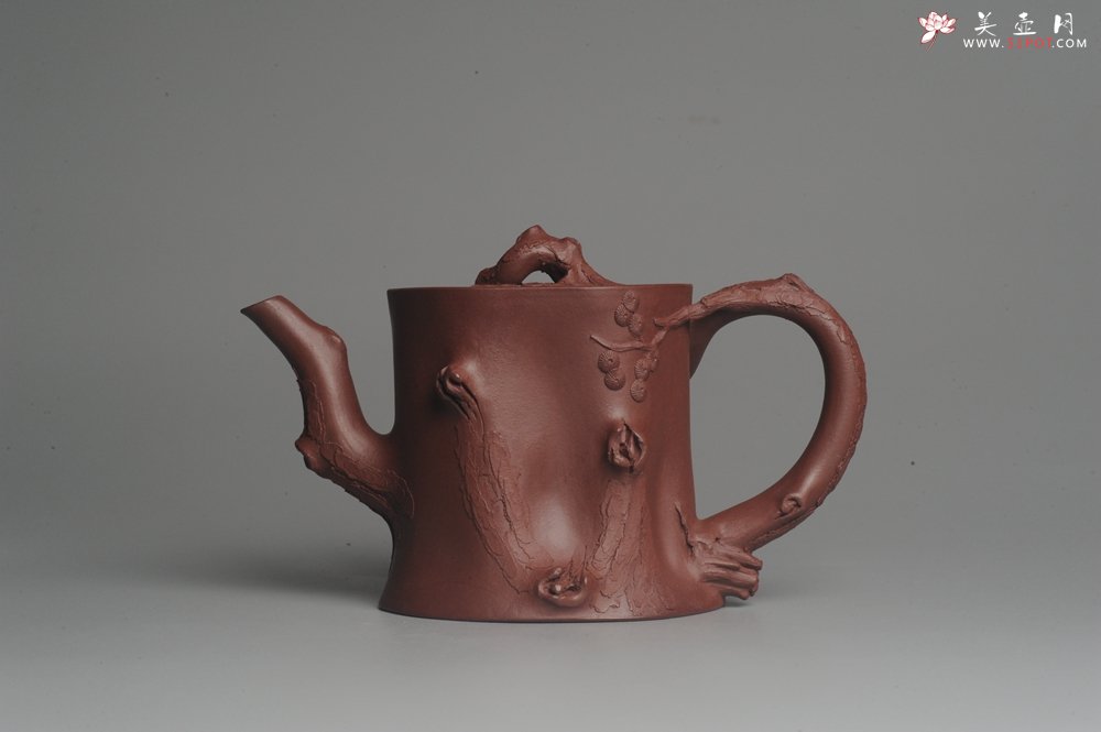 紫砂壶图片：实力派全手工木棉松桩 气质非凡 肌理自然生动 难度大 - 宜兴紫砂壶网