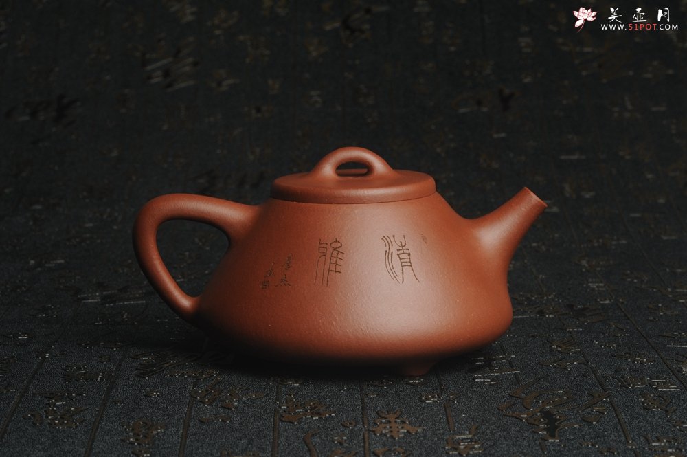 紫砂壶图片：油润底曹青 全手工精品子冶石瓢 骨肉匀挺 清茗堂助工文气装饰菖蒲清供图 文人风骨尽显 - 宜兴紫砂壶网