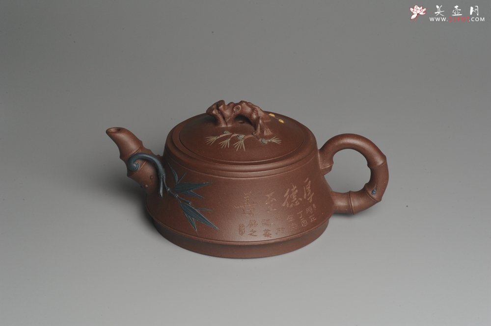 紫砂壶图片：美壶特惠 精工岁寒三友松竹梅 嵌盖难度大 文气雅致 - 宜兴紫砂壶网