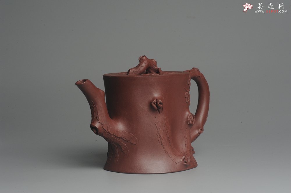 紫砂壶图片：实力派全手工木棉松桩 气质非凡 肌理自然生动 难度大 - 宜兴紫砂壶网