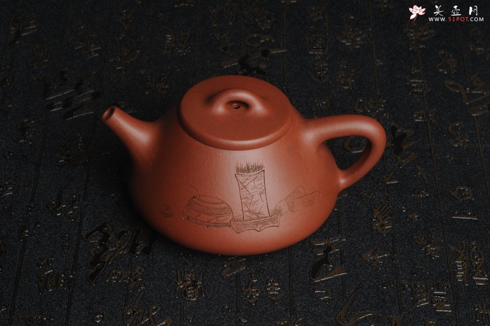 紫砂壶图片：油润底曹青 全手工精品子冶石瓢 骨肉匀挺 清茗堂助工文气装饰菖蒲清供图 文人风骨尽显 - 宜兴紫砂壶网