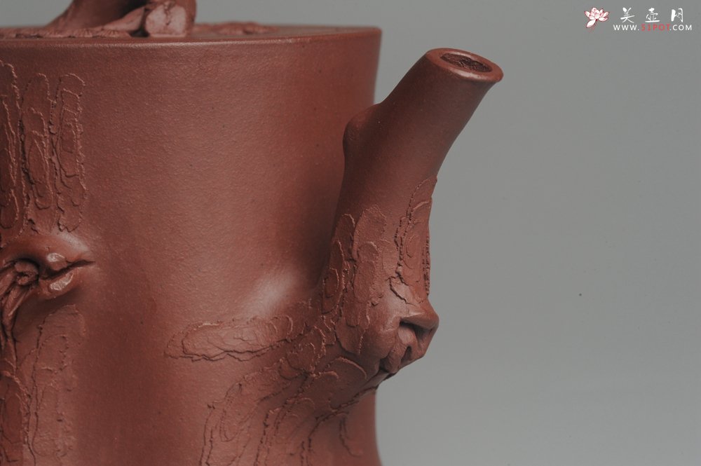 紫砂壶图片：实力派全手工木棉松桩 气质非凡 肌理自然生动 难度大 - 宜兴紫砂壶网