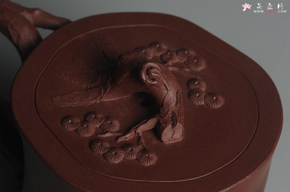 紫砂壶图片：实力派全手工木棉松桩 气质非凡 肌理自然生动 难度大 - 宜兴紫砂壶网